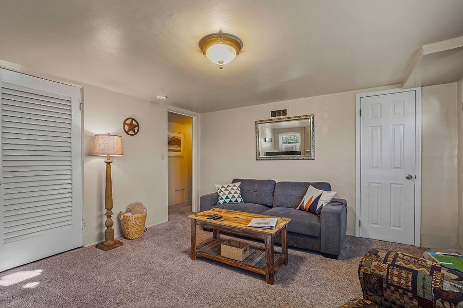 Furnished Finder property 482303_2 photo 3