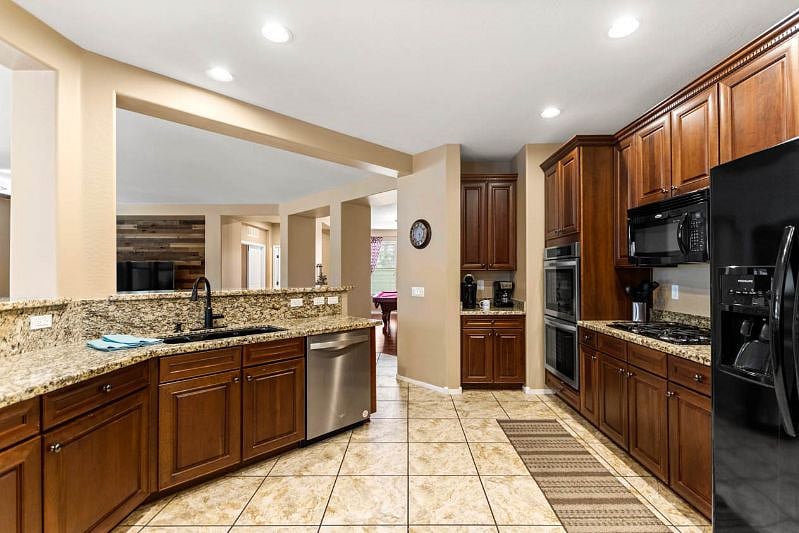 Furnished Finder property 482308_1 photo 8