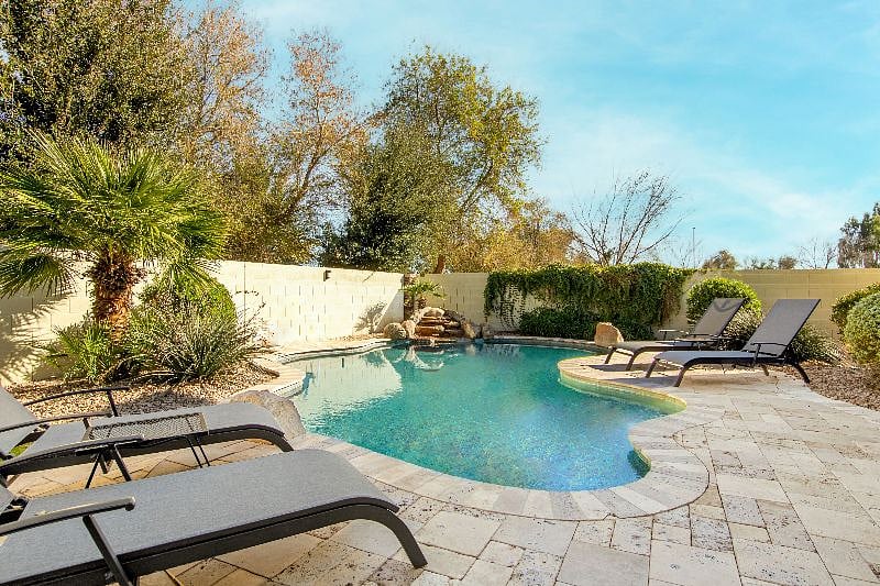 Furnished Finder property 482308_1 photo 3