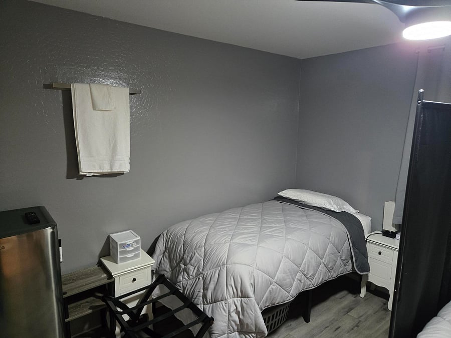 Furnished Finder property 482339_1 photo 4