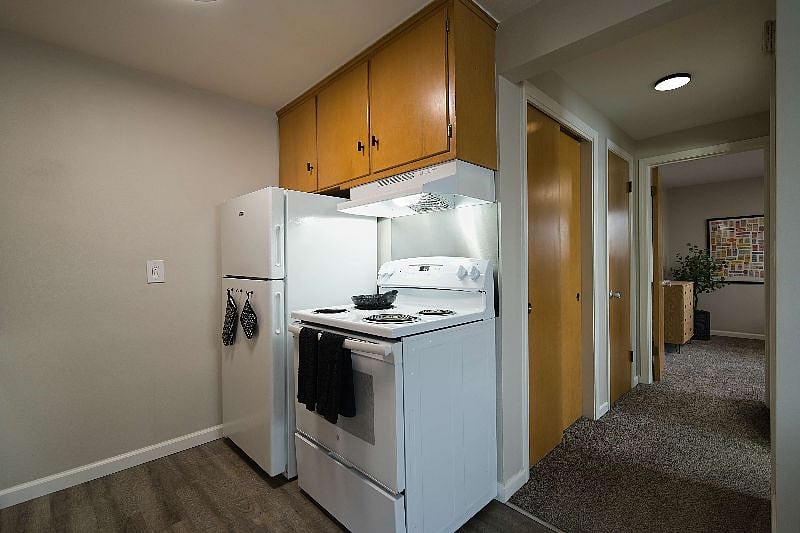 Furnished Finder property 482372_1 photo 13