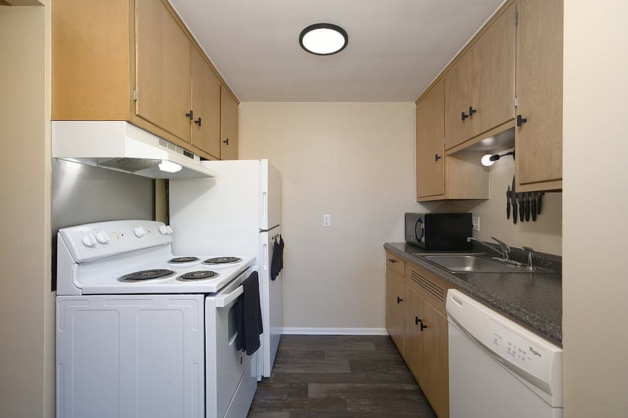 Furnished Finder property 482372_3 photo 7
