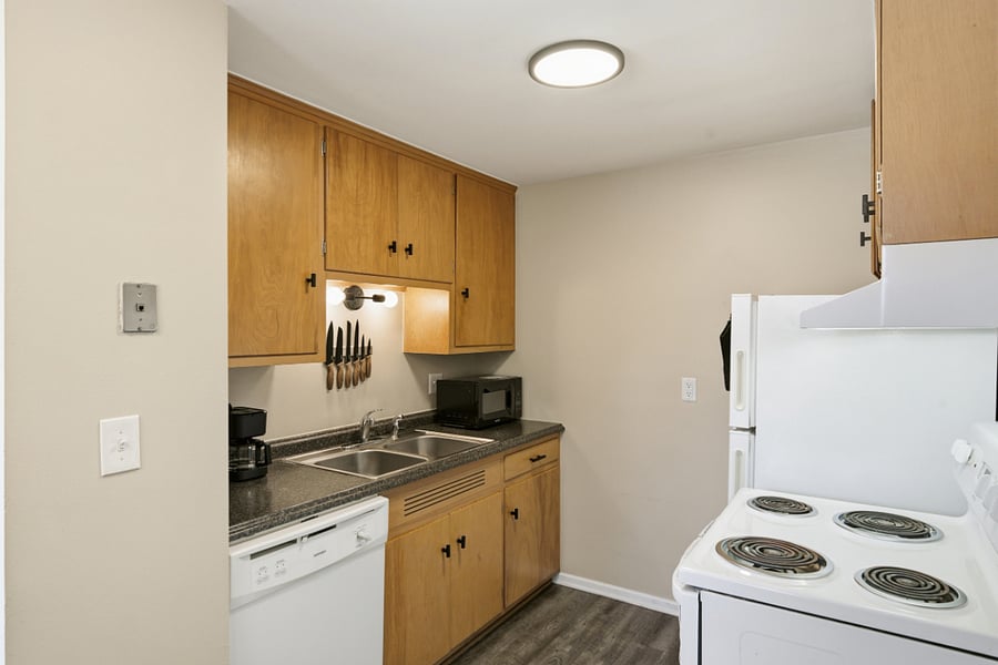 Furnished Finder property 482372_4 photo 10