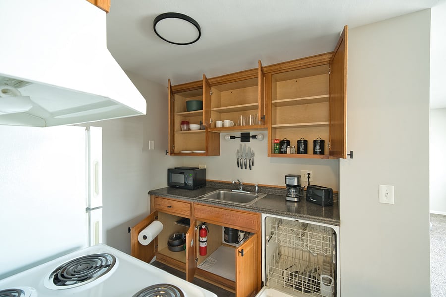 Furnished Finder property 482372_6 photo 8