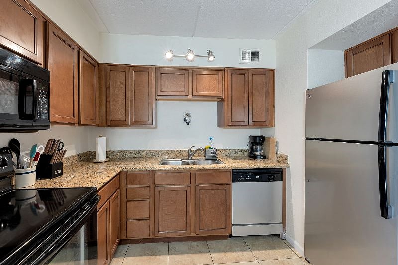 Furnished Finder property 482401_1 photo 5