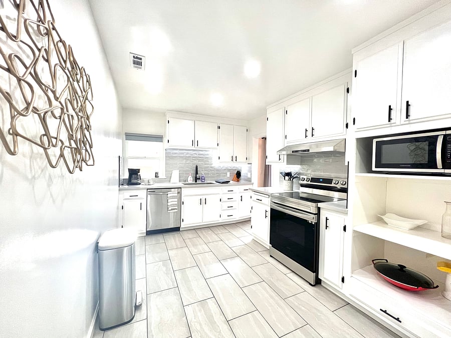 Furnished Finder property 482404_1 photo 23