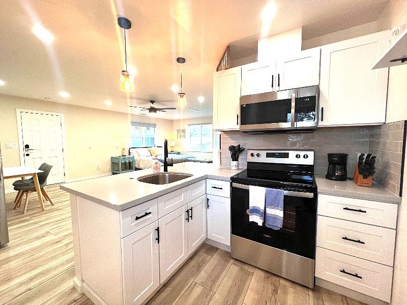 Furnished Finder property 482404_2 photo 10