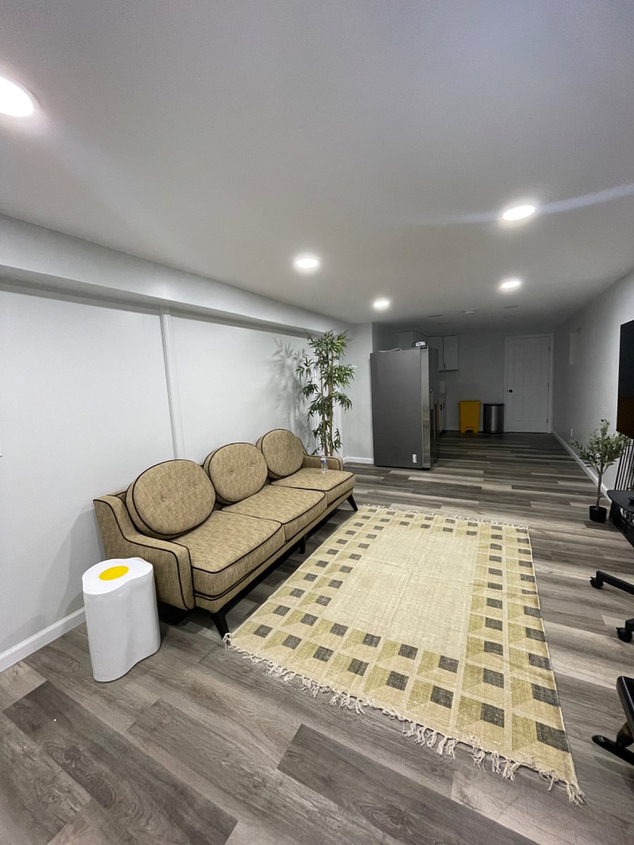 Furnished Finder property 482418_3 photo 8