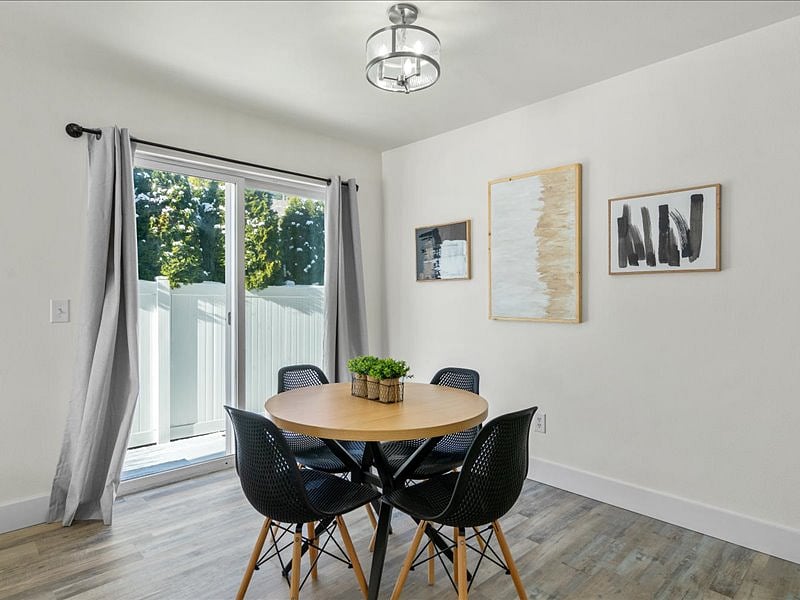 Furnished Finder property 482483_1 photo 12