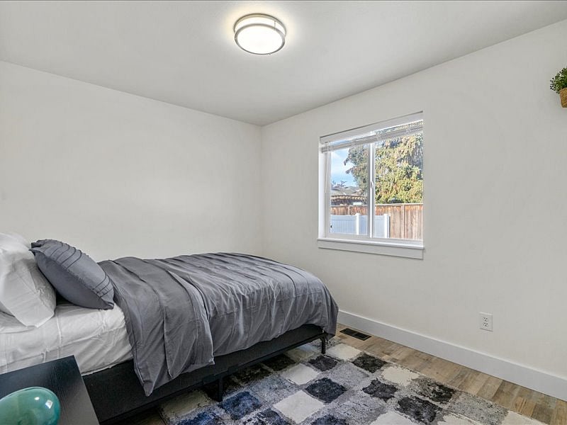 Furnished Finder property 482483_1 photo 26