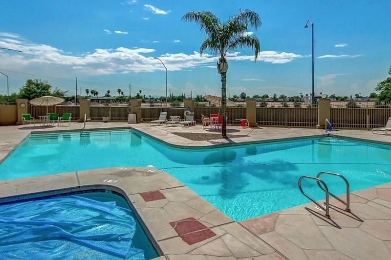 Furnished Finder property 482516_1 photo 16