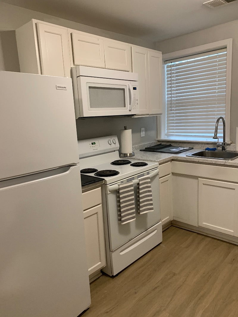 Furnished Finder property 482611_2 photo 9