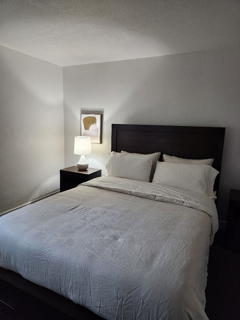 Furnished Finder property 482632_1 photo 4