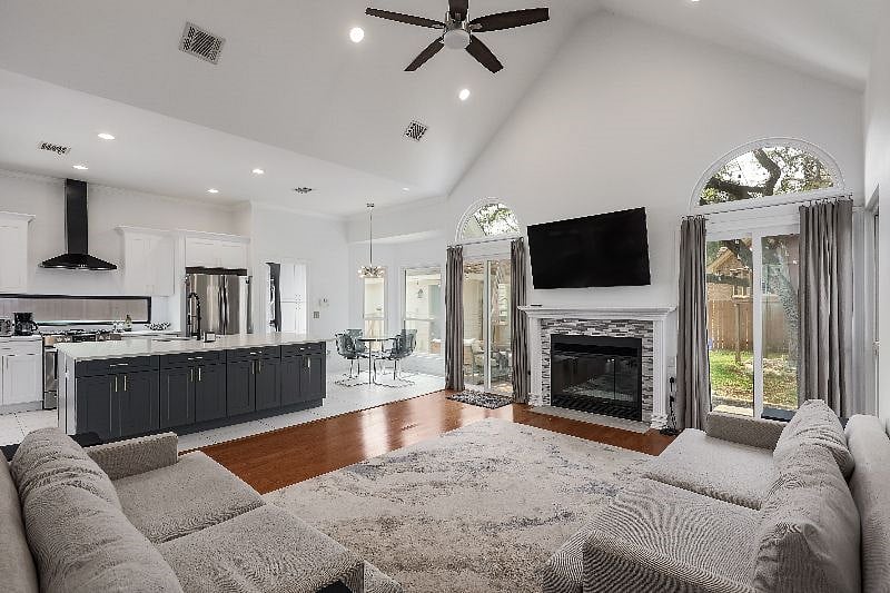 Furnished Finder property 482710_1 photo 8