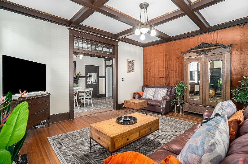 Furnished Finder property 482729_1 photo 2