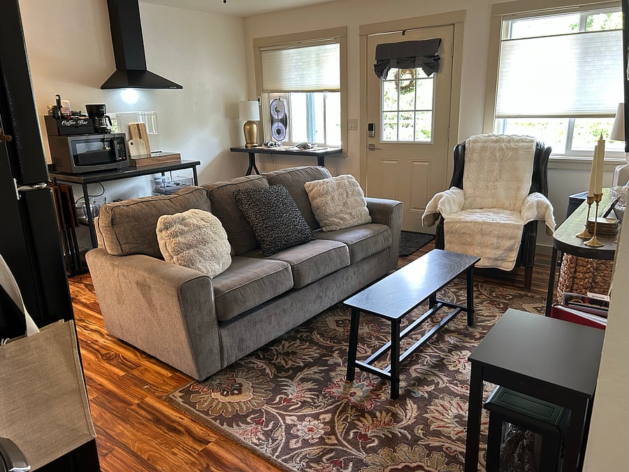 Furnished Finder property 482772_1 photo 3