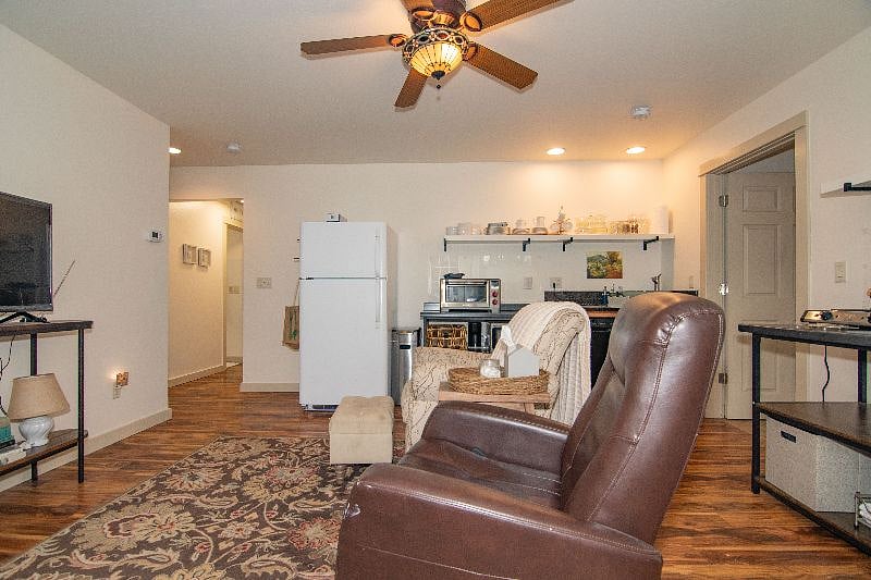 Furnished Finder property 482772_1 photo 10