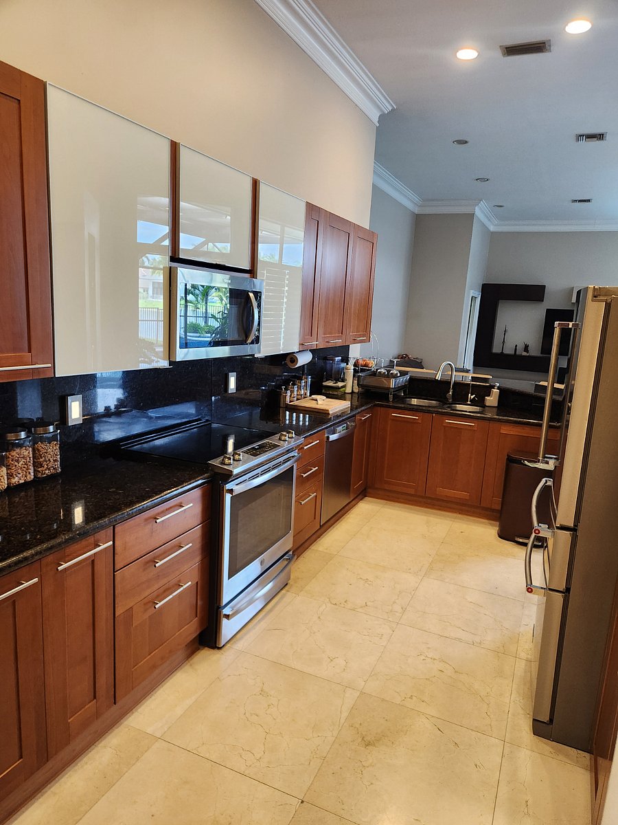 Furnished Finder property 482775_1 photo 3