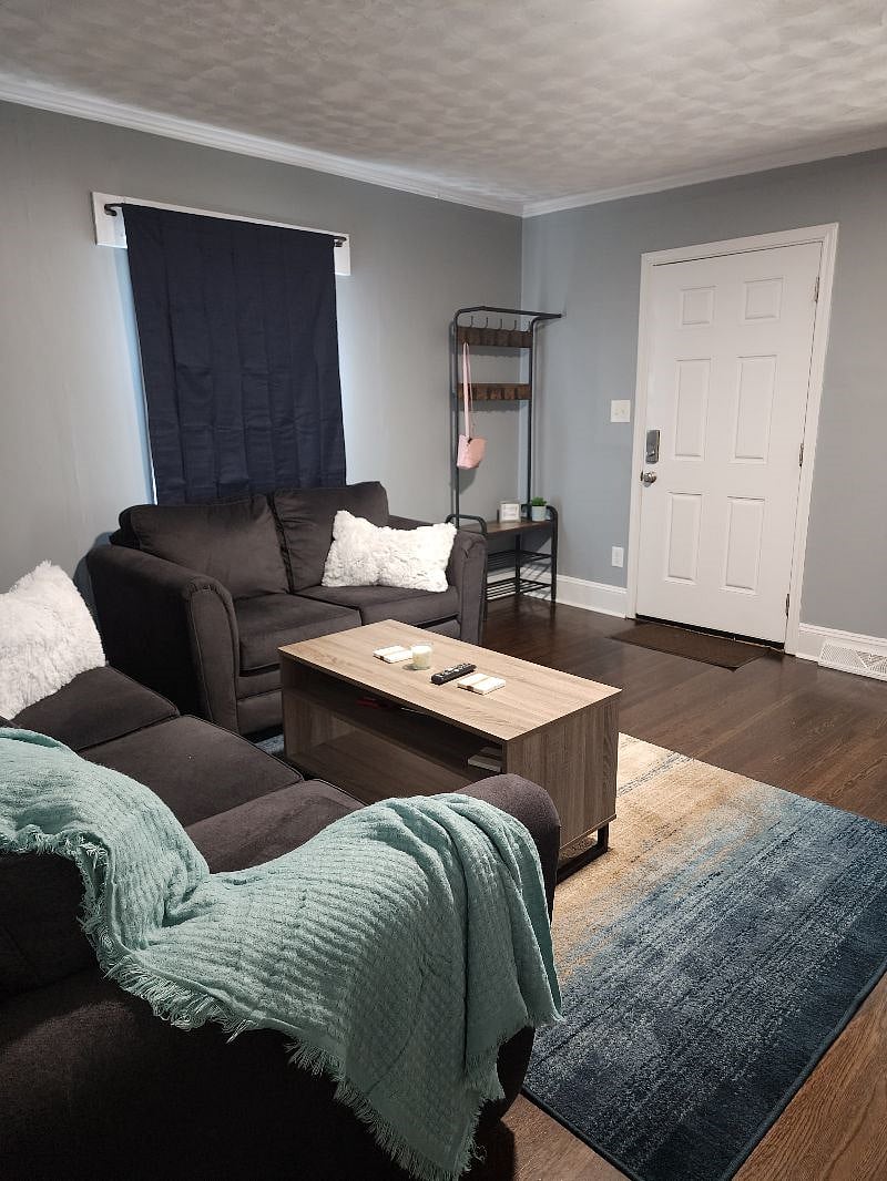 Furnished Finder property 482866_2 photo 4