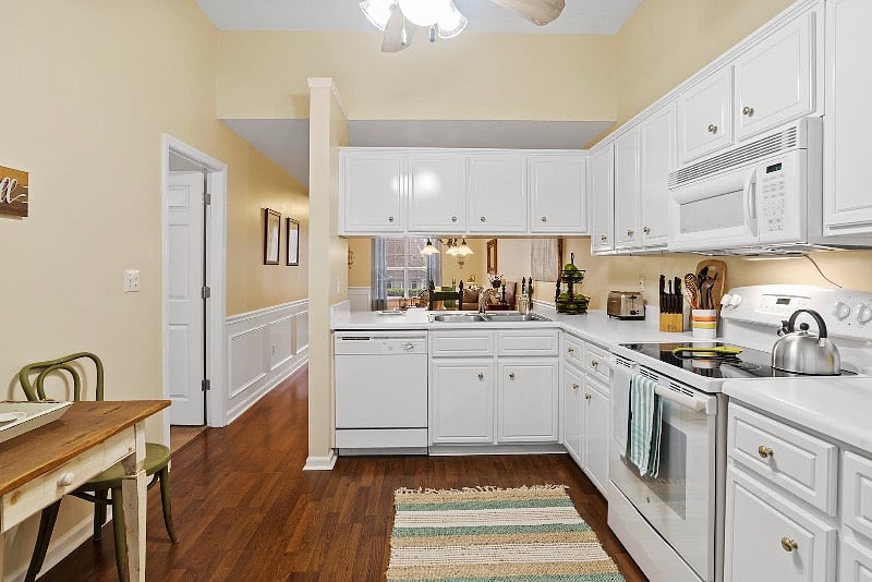 Furnished Finder property 482886_1 photo 13