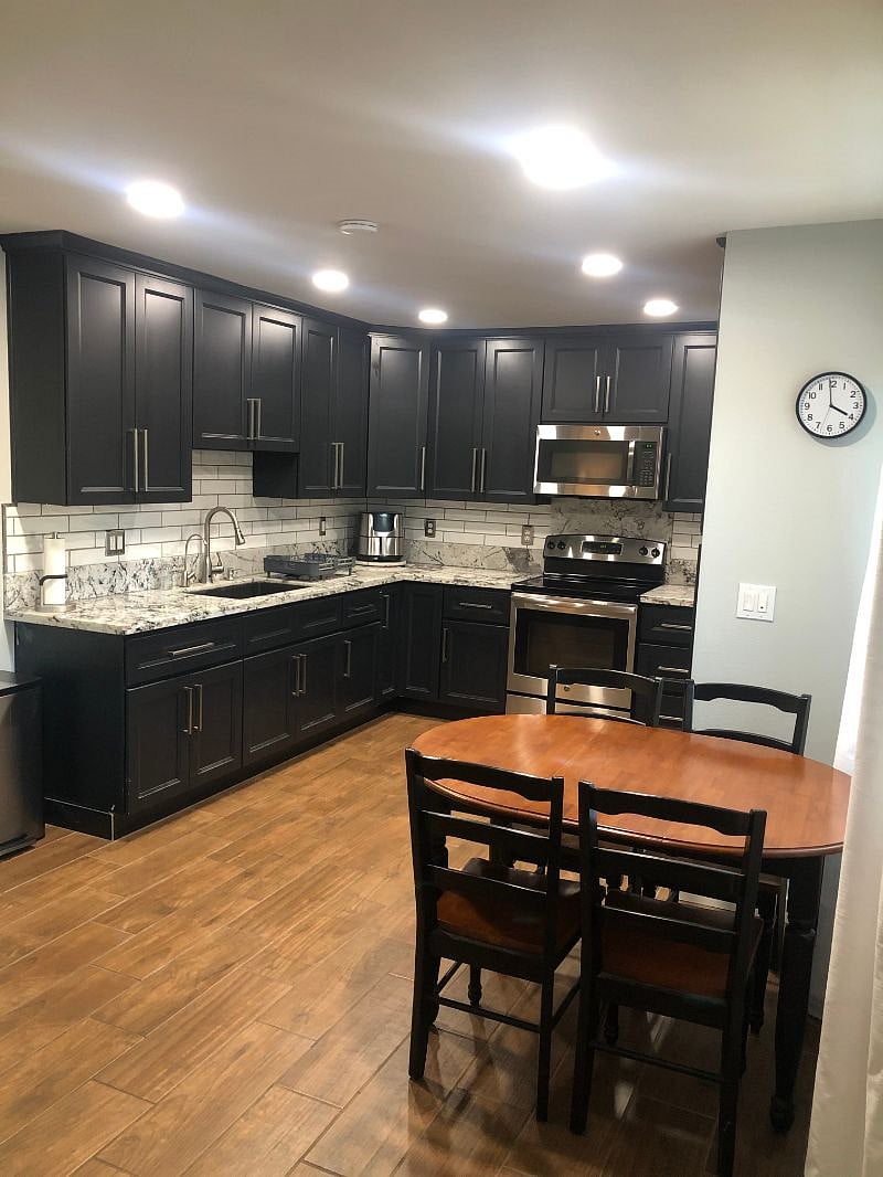 Furnished Finder property 482903_1 photo 3