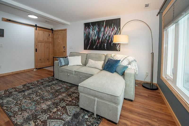Furnished Finder property 482919_1 photo 3