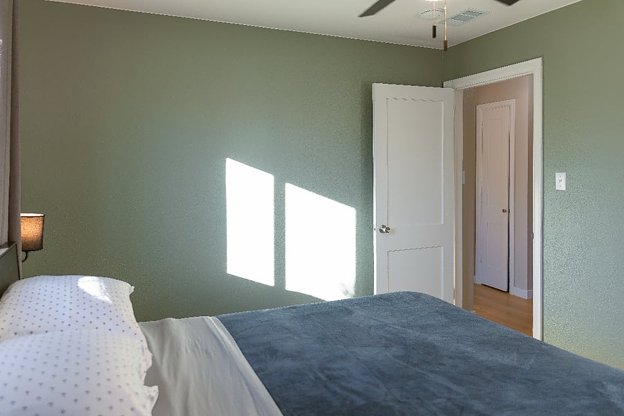 Queen Bedroom into Hallway