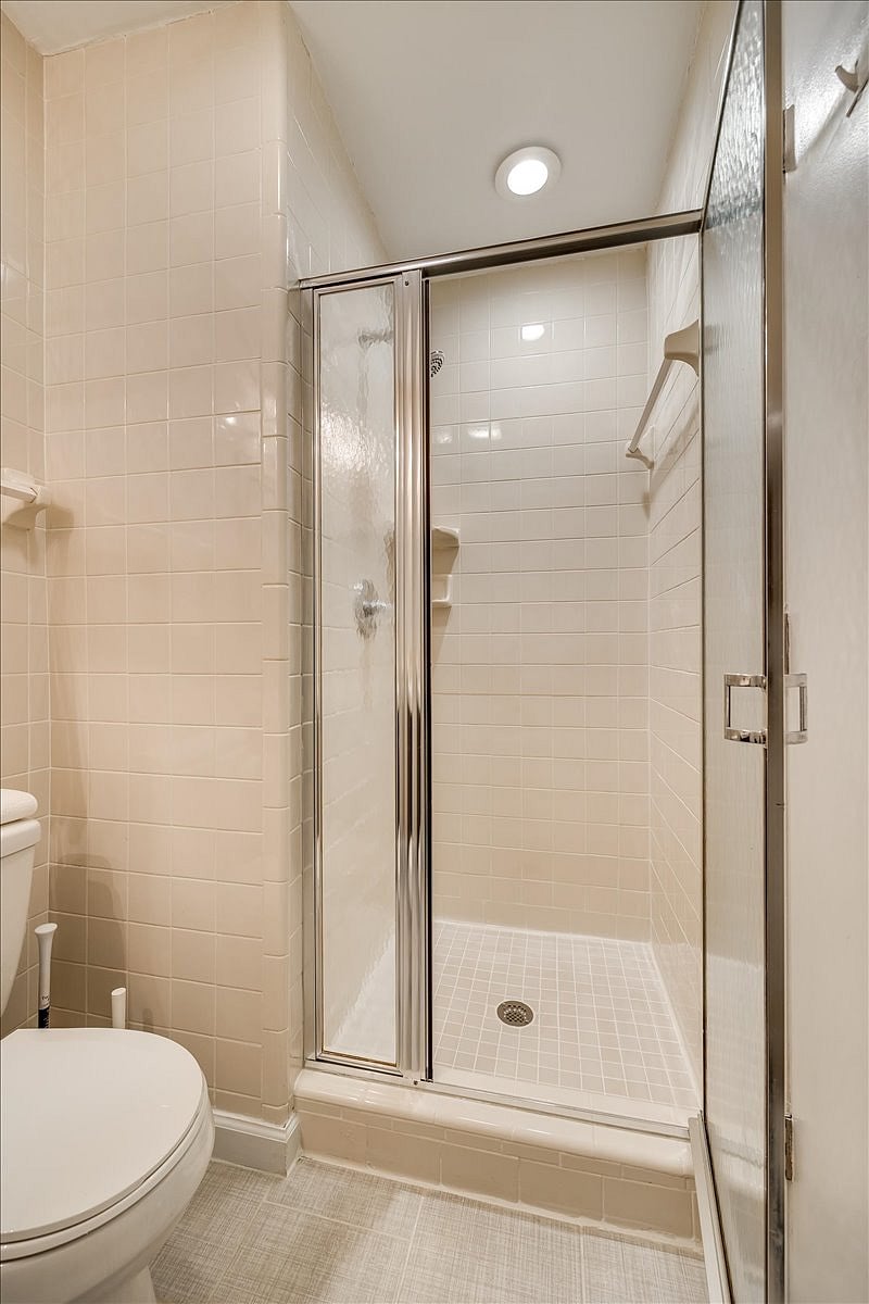 Furnished Finder property 483005_1 photo 24