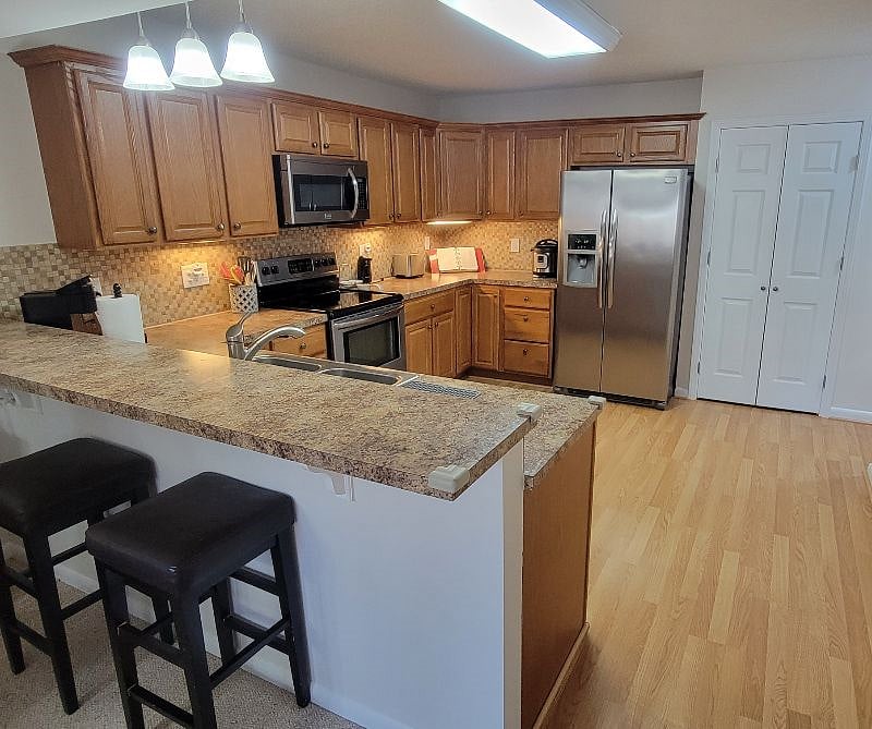 Furnished Finder property 483029_1 photo 3
