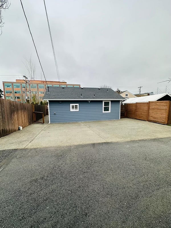 Furnished Finder property 483094_1 photo 25