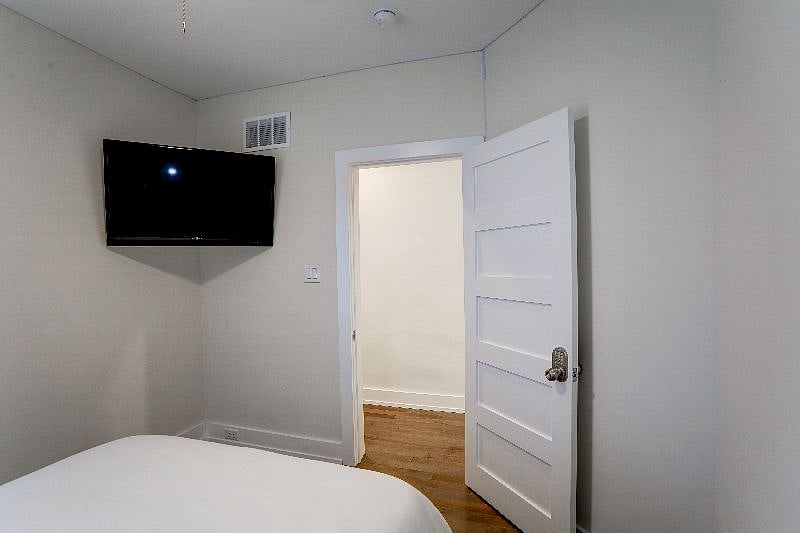 Furnished Finder property 483239_1 photo 18