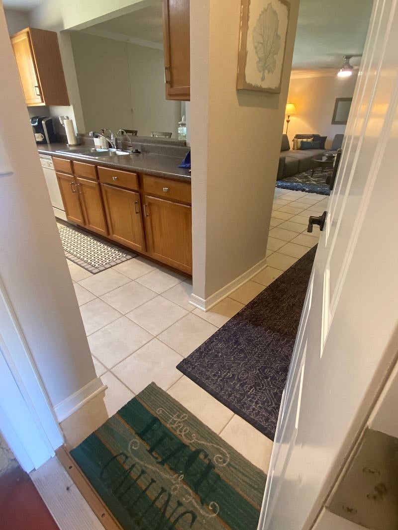 Furnished Finder property 483241_1 photo 3