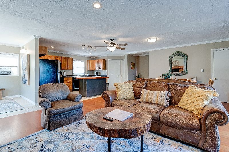 Furnished Finder property 483282_1 photo 12
