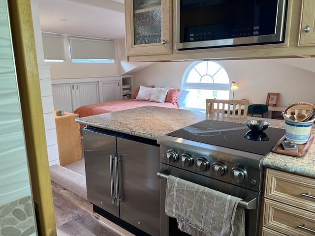 Furnished Finder property 483287_1 photo 5