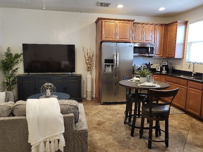 Furnished Finder property 483296_1 photo 21