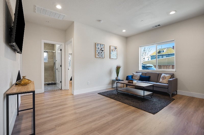 Furnished Finder property 483305_1 photo 3