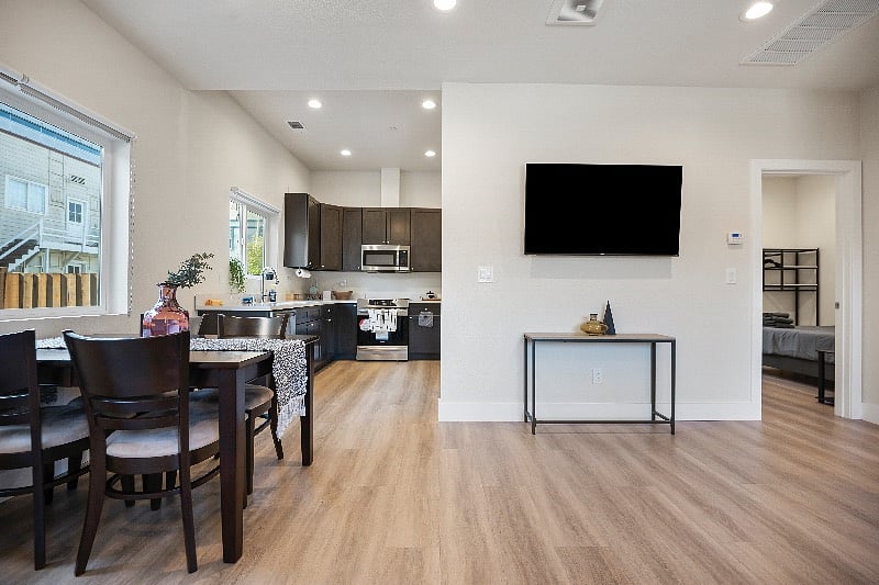 Furnished Finder property 483305_1 photo 4