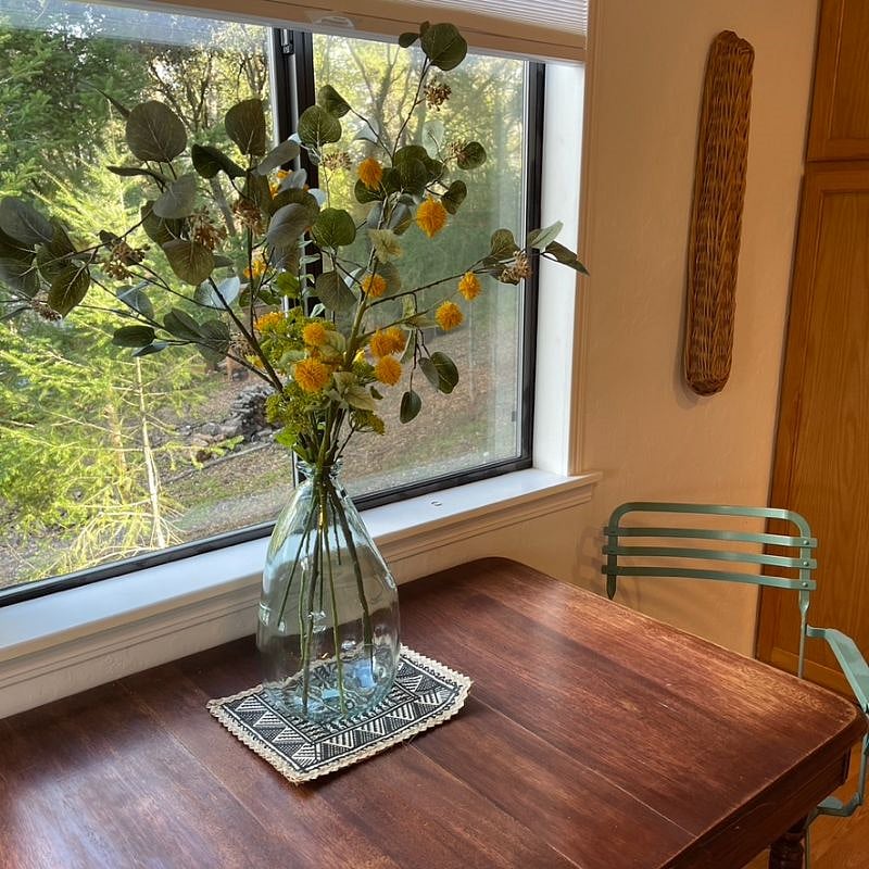 Vintage wood table has a great view of the redwoods, pine and oaks to the east. I've tried to think of every item needed to make your stay comfortable.