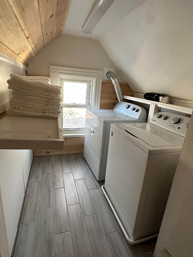 Washer/dryer on second floor of unit.