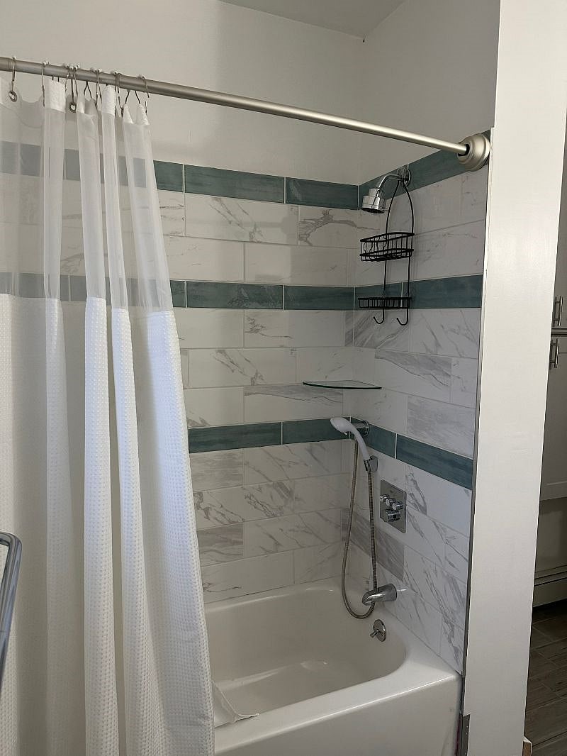 Bedroom #1 private bathroom with tub/shower