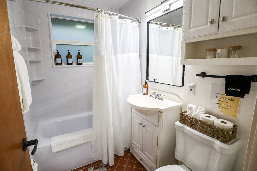 Full bathroom.
