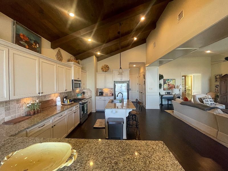 Furnished Finder property 483617_1 photo 4