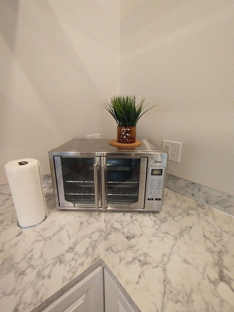 Countertop convection oven, large enough for a frozen pizza