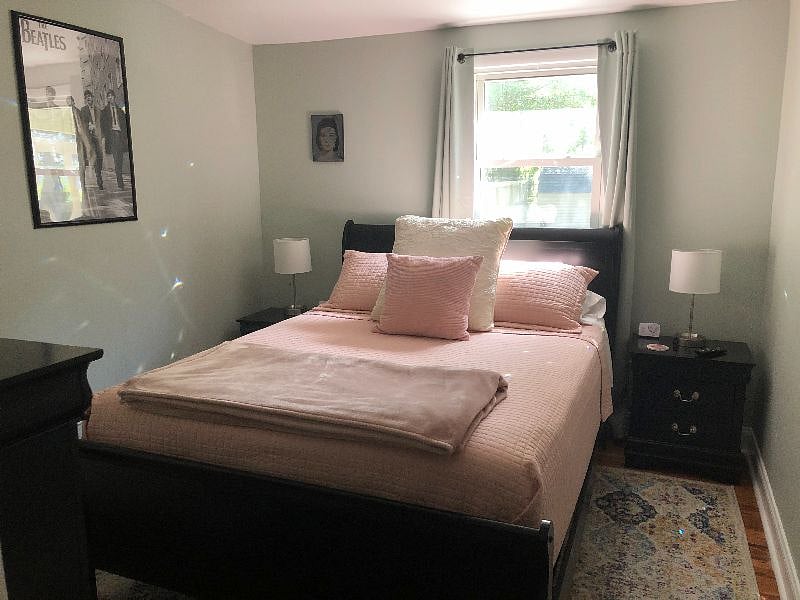 Spare bedroom with queen bed