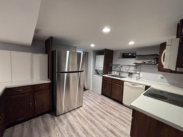 Furnished Finder property 483681_2 photo 6