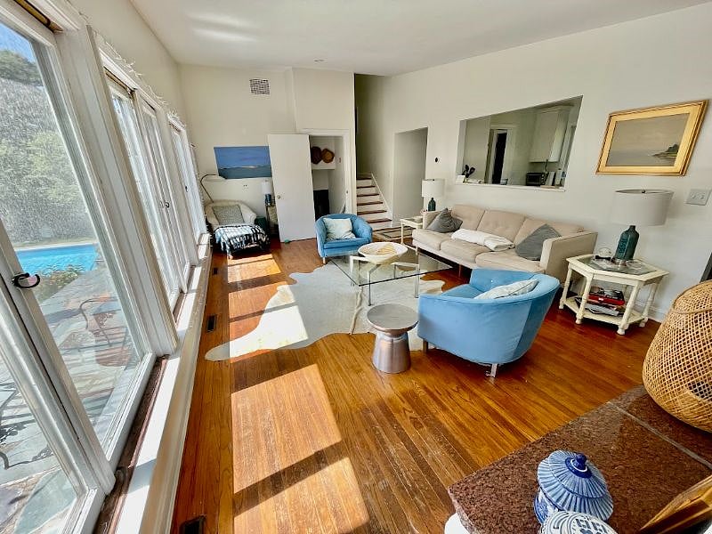 Furnished Finder property 483770_1 photo 3