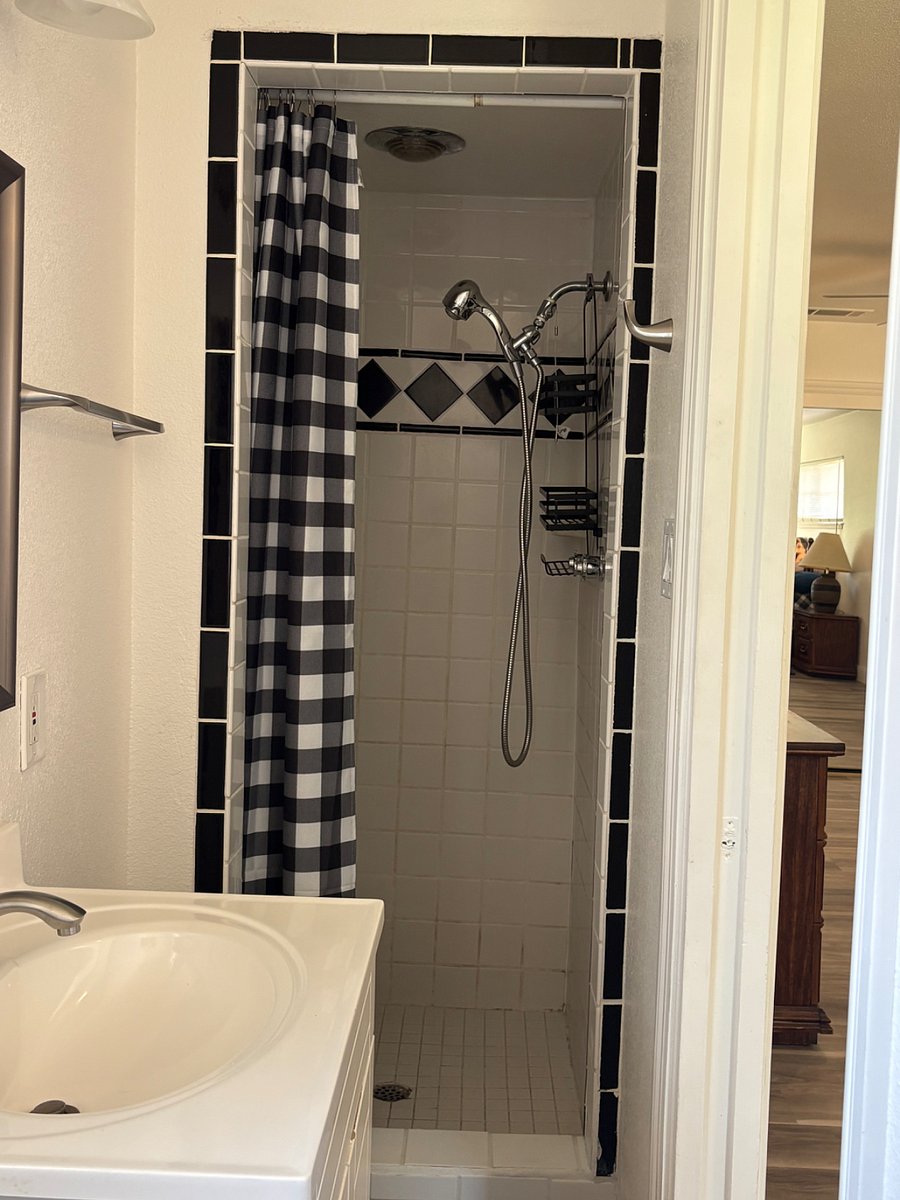 Furnished Finder property 483779_1 photo 25