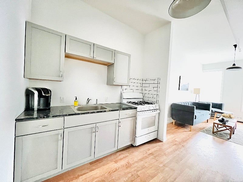 Furnished Finder property 483782_2 photo 4