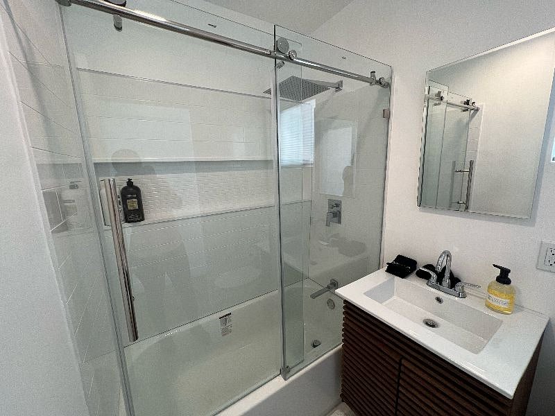 Furnished Finder property 483810_1 photo 18