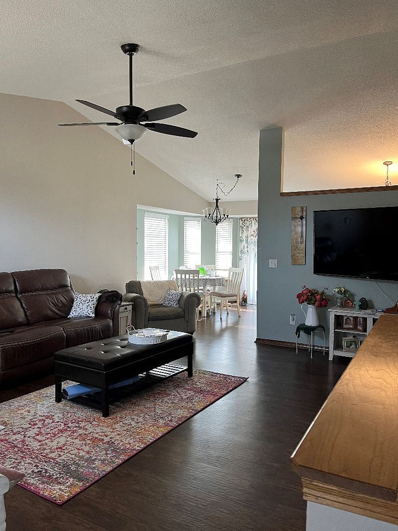 Furnished Finder property 483842_1 photo 3